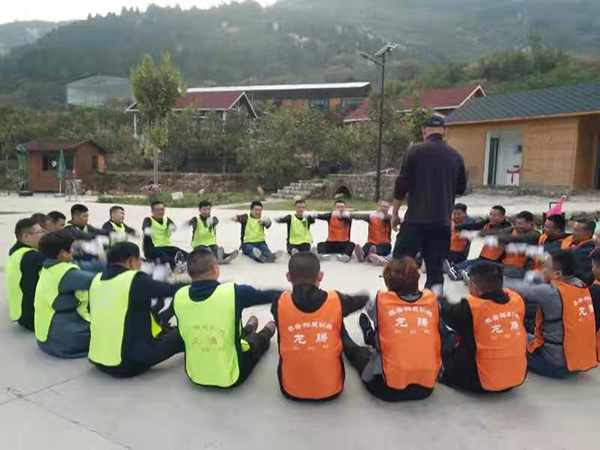 百煉成鋼、眾志成城—匯豐銷售精英國慶大練兵